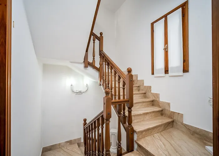 J-guest House Pensjonat 3*